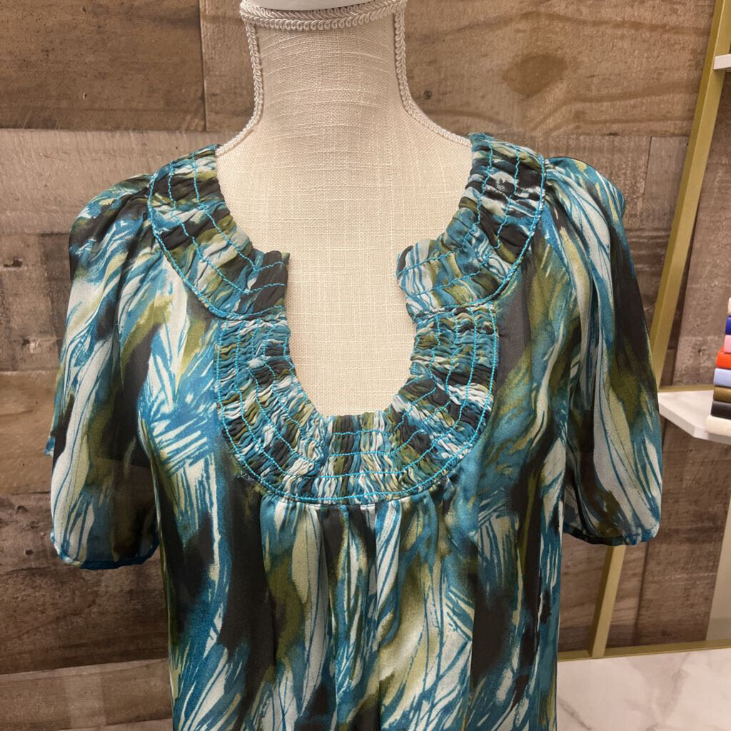NWT Violet & Claire Black, Aqua Green Multi Short Sleeve Blouse