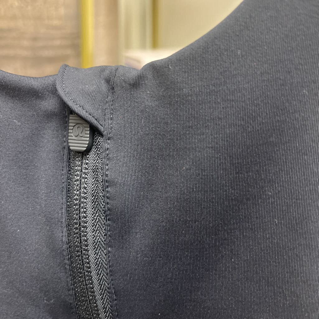Lululemon Black Racer Back 1/4 Zip Front Sports Bra