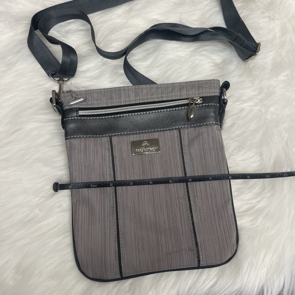 Eagle Creek Gray Crossbody Travel