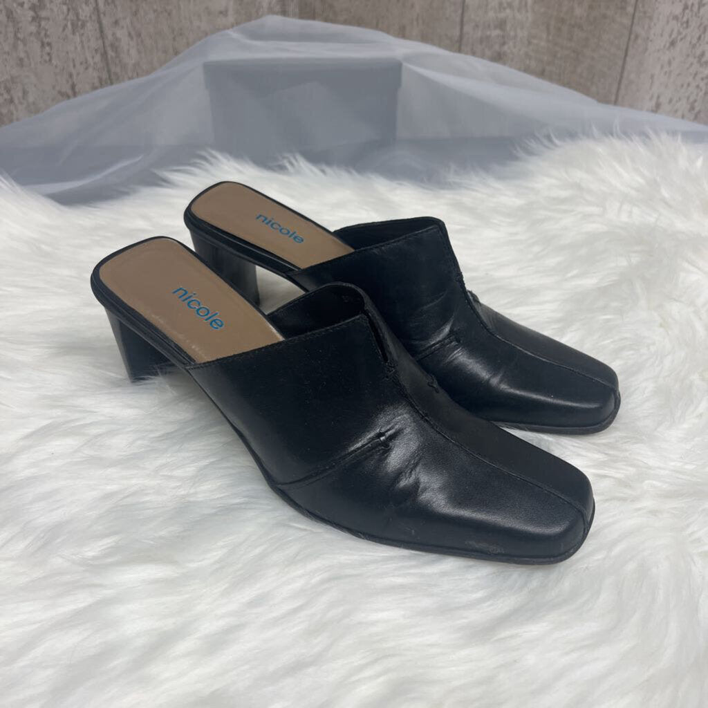 Nicole Black Notch Front Mule Heel