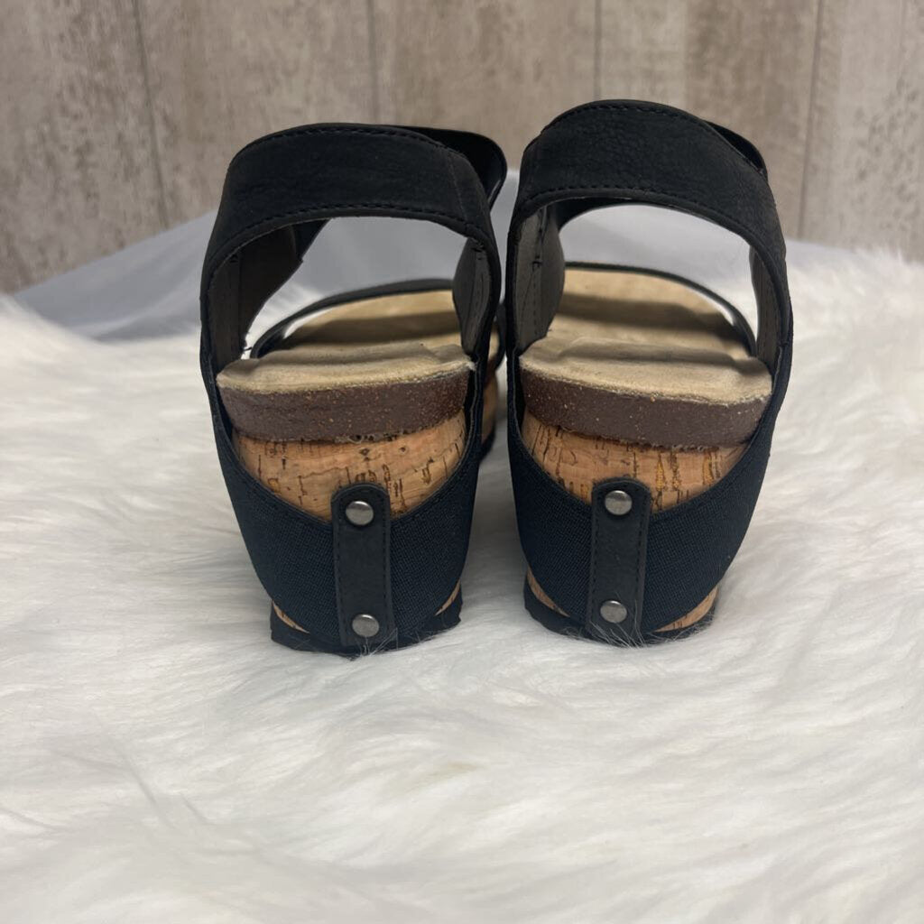 Crown Vintage Wedge Black Sandal