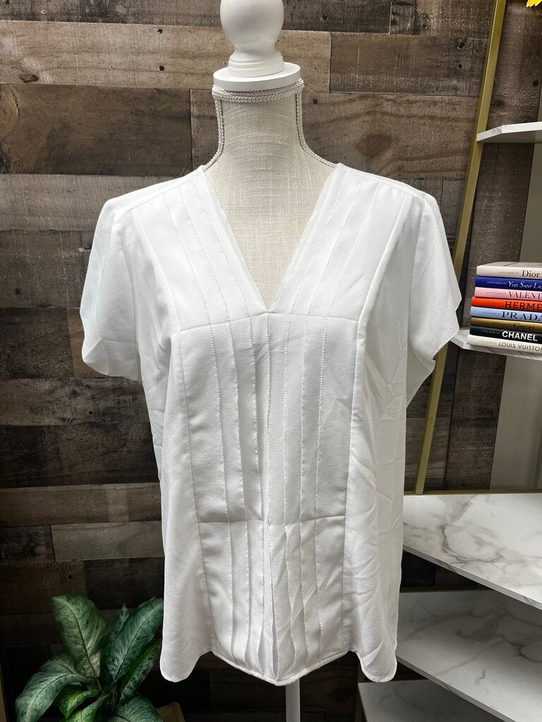 Liz Claiborne White V Neck Short Sleeve Blouse
