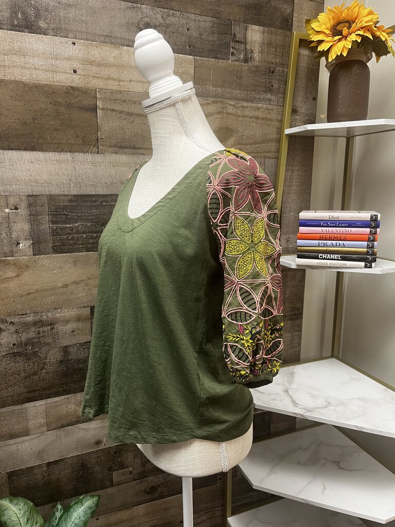 Maeve by Anthropologie Bridey Floral Embroidered Puff Sleeve Boho Green Top