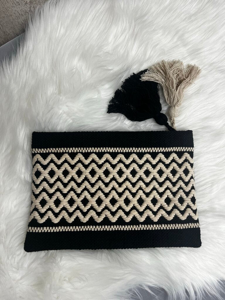 Macrame Patterned Clutch Bag